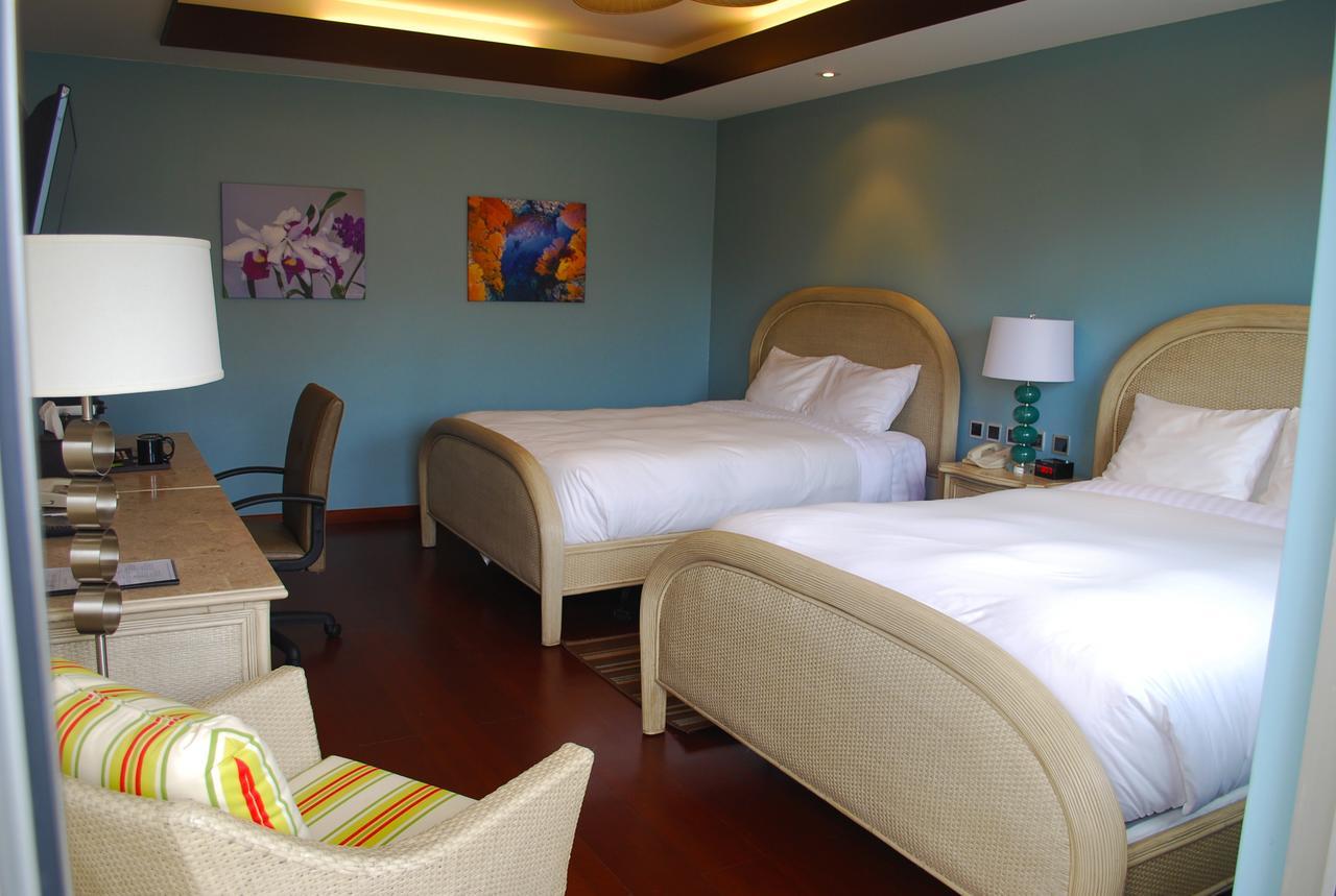 Surfrider Resort Hotel Saipan Exterior foto